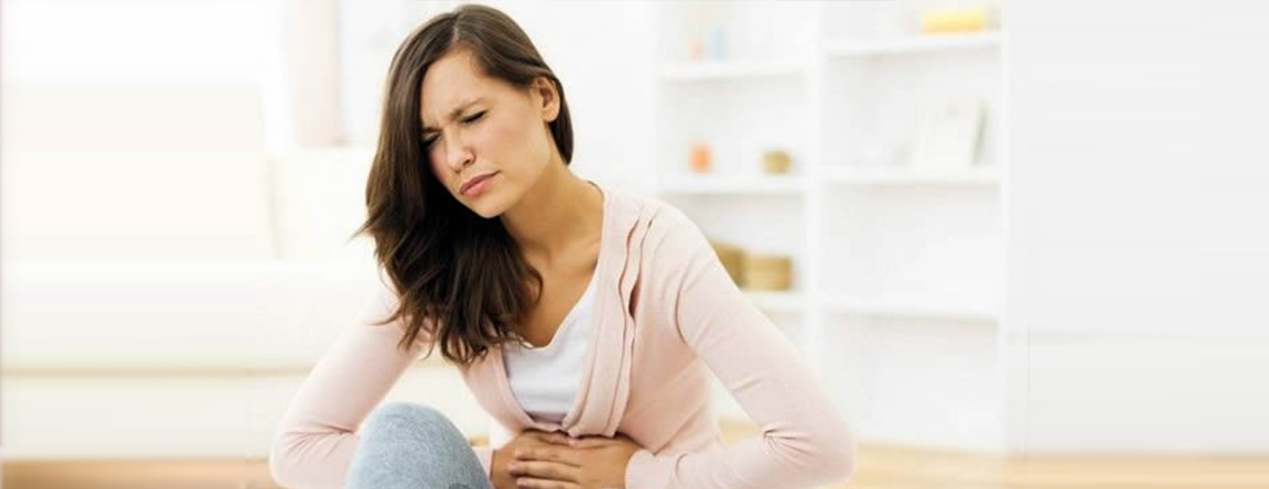 Sangrado menstrual abundante y dolor abdominal, síntomas de miomas uterinos
